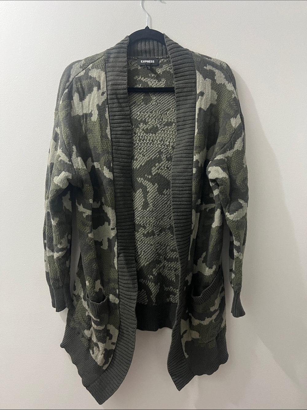 Express Camouflage Open-Front Cardigan - Olive & Gray
